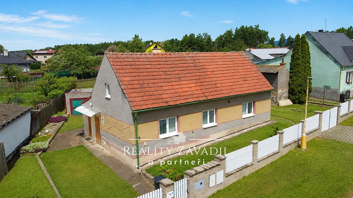 Prodej rodinného domu 130 m², pozemek 1716 m²